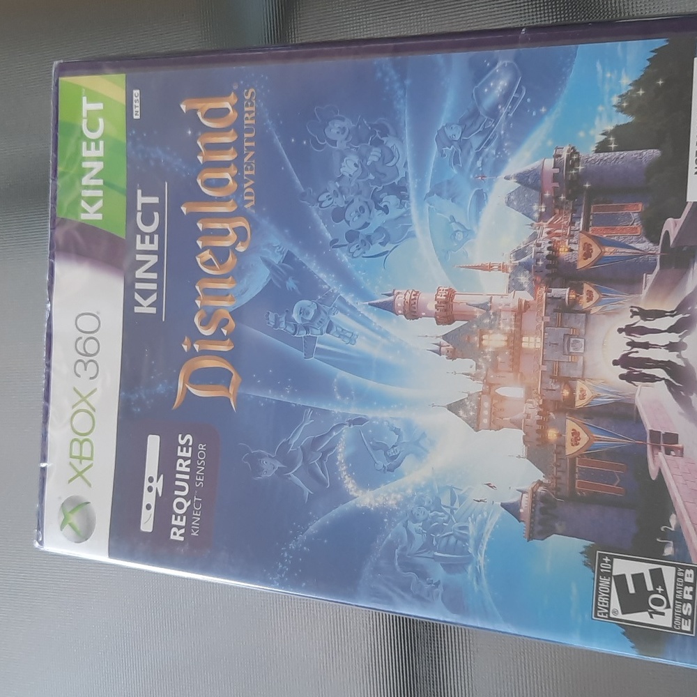 Xbox 360 Kinect Disneyland Adventures NWT sealed